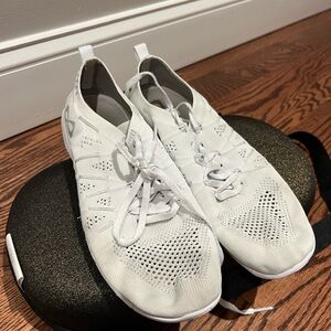 Nfinity Flyte Cheer Shoes- size adult 8